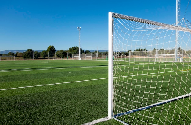 Campo de futebol em um complexo esportivo