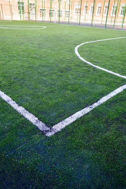 Campo del estadio de fútbol verde