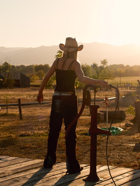 Foto camponesa na fazenda. longmont, colorado.