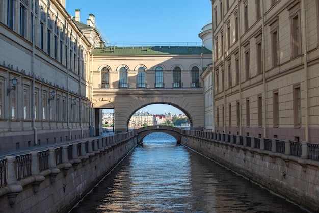 Canais fluviais de São Petersburgo