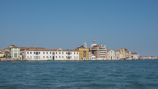 Canal de la Giudecca en Venecia