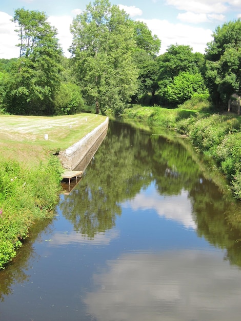 Canal de Nantes Brest en Bretaña