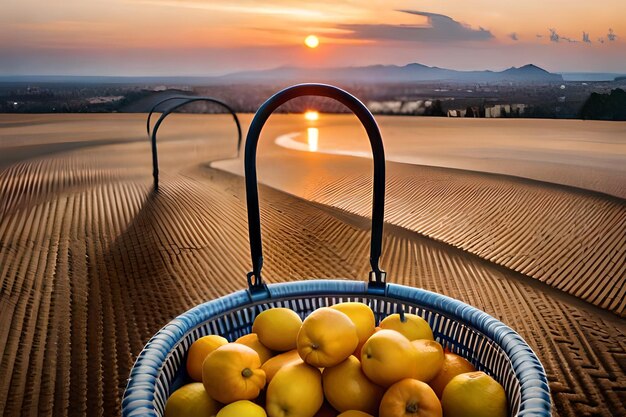 una canasta de frutas en la arena