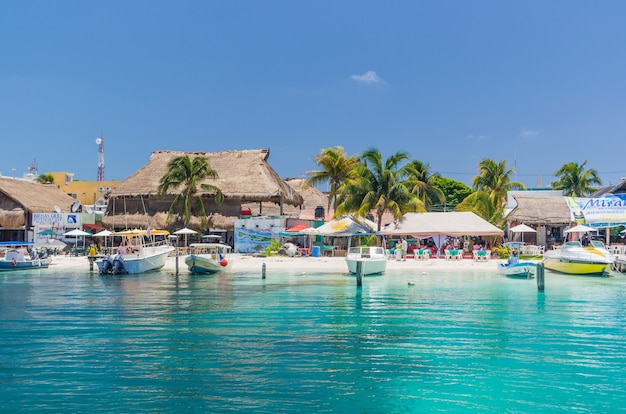 Cancun - Isla Mujeres. Schöne Aussicht auf die Küste der Insel Isla Mujeres.