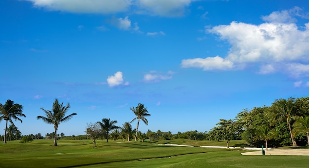 Cancun México Kukulcan blvd campo de golfe