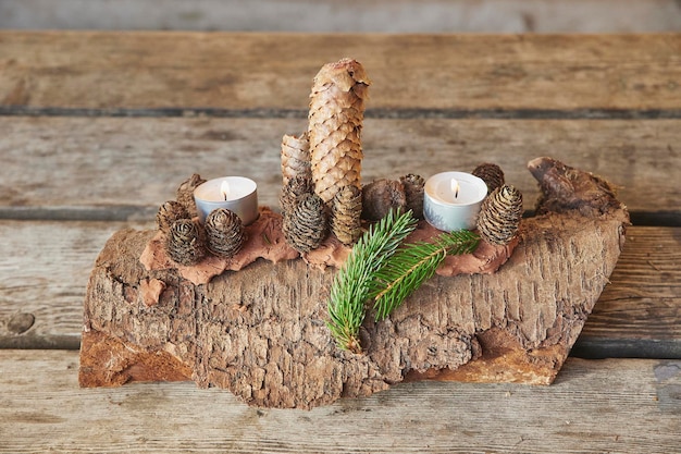 Candelabro casero en un jardín de infancia danés. Naturaleza muerta