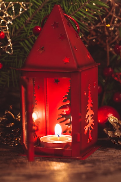 Candelabro de navidad rojo