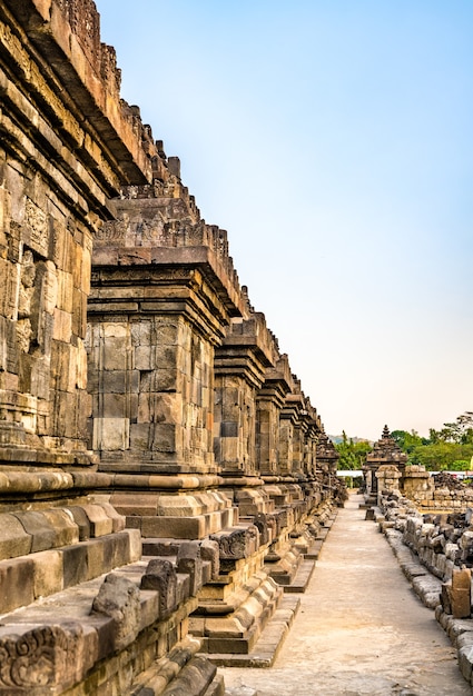 Foto candi plaosan, un templo budista cerca de prambanan en java central, indonesia