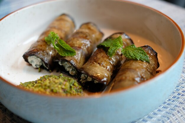 Canelones de berenjena asada