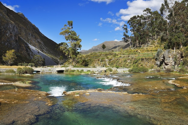 Cañete Fluss, wie er durch Huancaya fließt