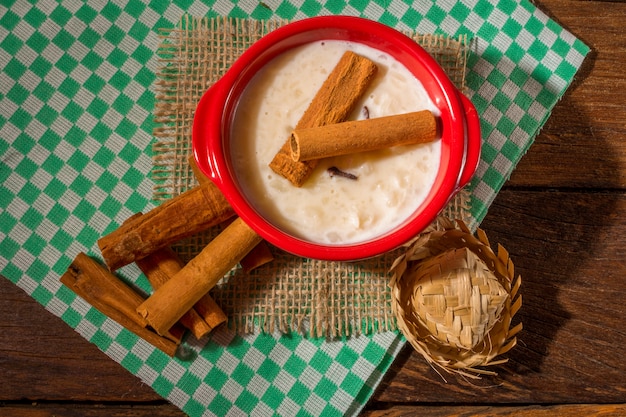 Foto canjica - dulces típicos de fiesta de junina brasileña