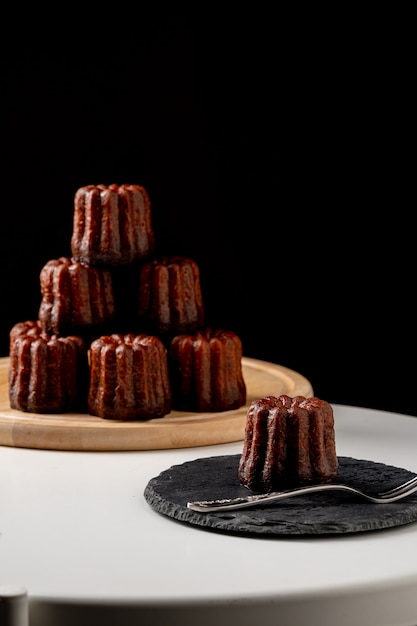 Canneles de bordeaux Traditionelles französisches süßes Dessert