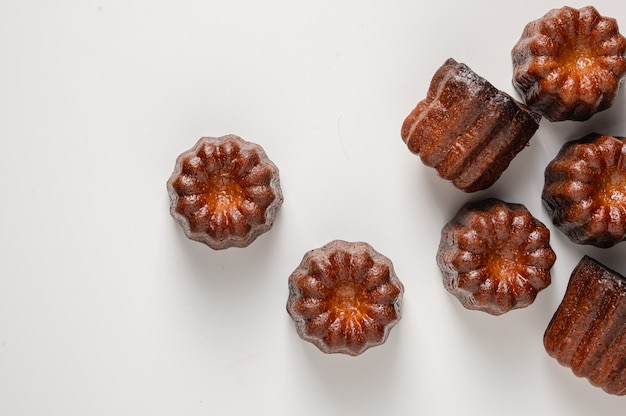 Canneles de bordeaux Traditionelles französisches süßes Dessert