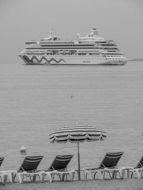 Cannes en el mar Mediterráneo en Francia