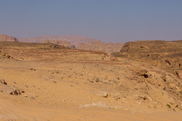 Cañón de color es una formación rocosa en el sur de la península de Sinaí Egipto rocas del desierto