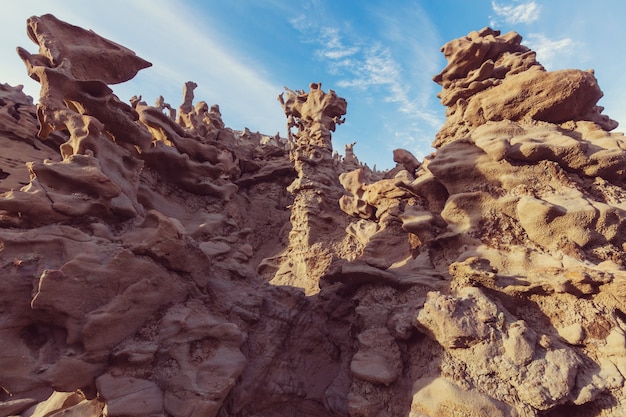 Cañón de fantasía inusual en el desierto de Utah, Estados Unidos.
