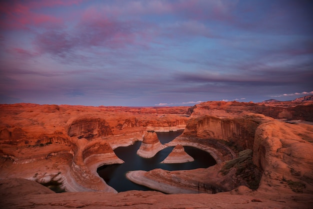 Cañón de reflexión en el lago Powell, EE.