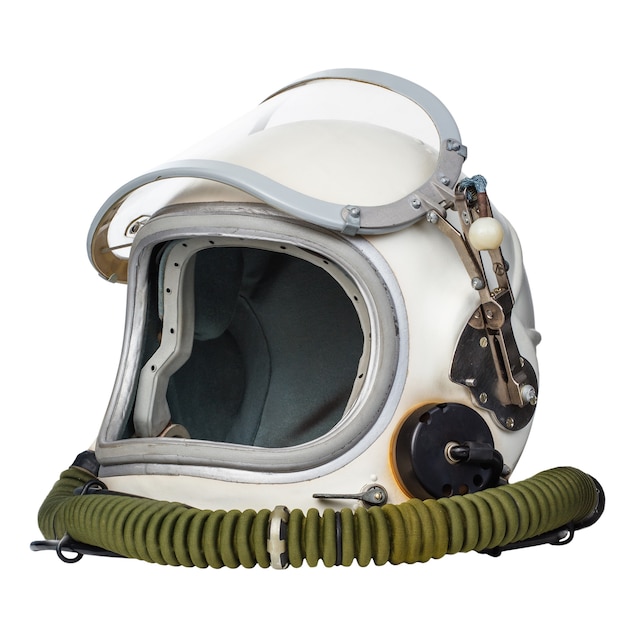 Capacete espacial do astronauta isolado em um fundo branco.