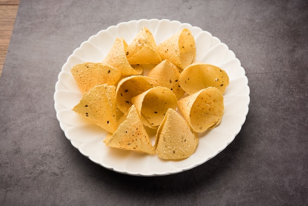 Capad Cones ou Papadum em forma de cone, tradicional acompanhamento indiano