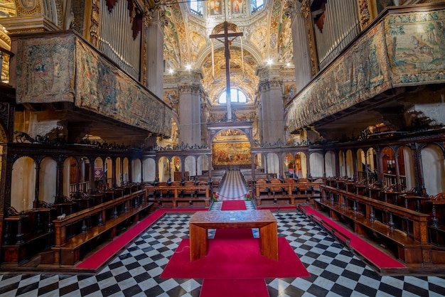 Foto capilla colleoni de bérgamo