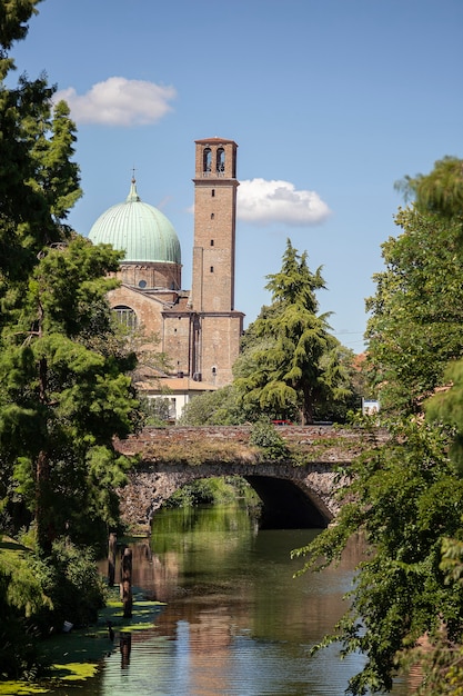 Cappella degli Scrovegni, uma famosa catedral em Pádua, Itália