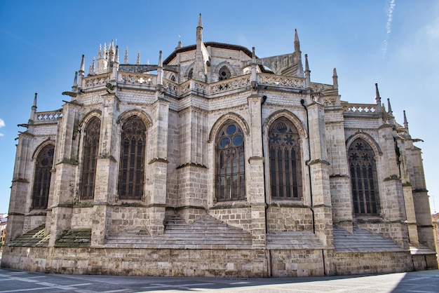 Captura aproximada da Catedral Castilla y Leon em Palencia, na Espanha