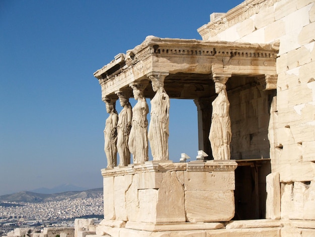 Cariátides en el erecteión del Partenón