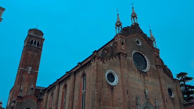 Foto carnaval de veneza pessoas no carnaval veneziano máscaras e trajes nas ruas de veneza itália europa 10 de fevereiro de 2024