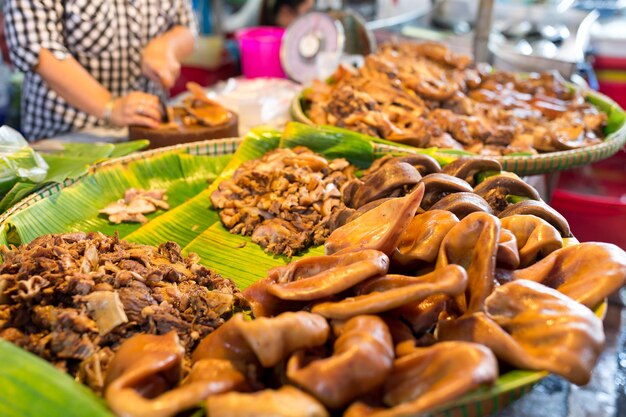 Carne cozida no mercado