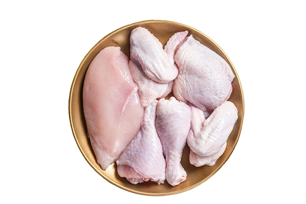 Carne de frango crua fresca com várias partes coxa de filé de peito de coxa isolada no fundo branco