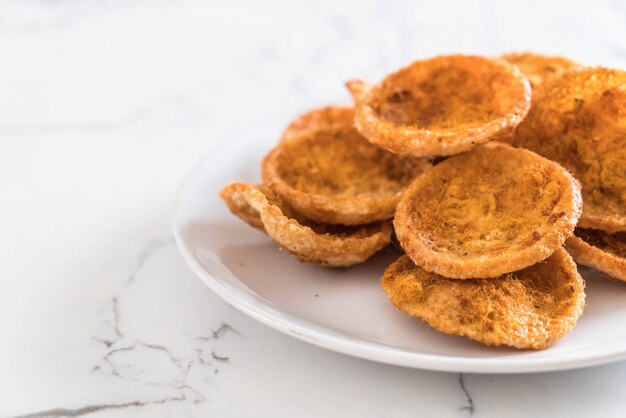 Carne de porco desfiada seca no biscoito de arroz