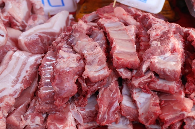 carne de porco fresca no mercado