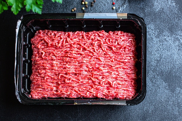 Carne picada carne molida de cerdo o res, pollo o pavo ingrediente fresco para cocinar