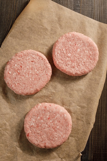 Carne picada cruda para hamburguesa