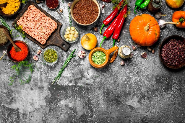 Carne picada de ternera con especias aromáticas y hierbas