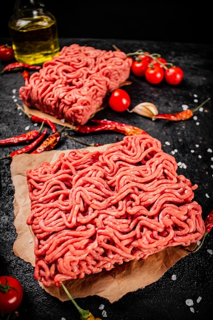 Carne picada con tomates y chiles