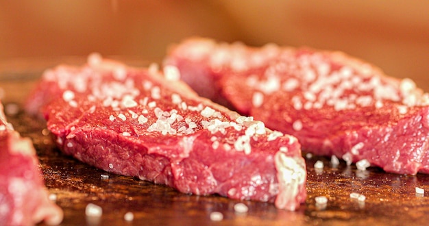 Carne picanha em fogo brasil delicioso