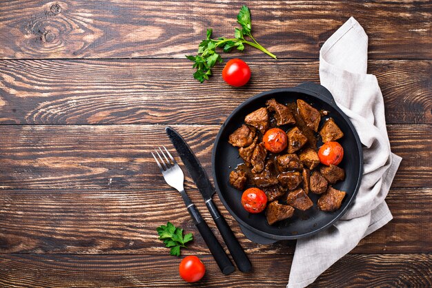 Carne De Res Asada O Guisada Con Tomate