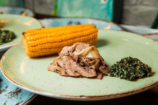 Carne suculenta e preparada na hora.