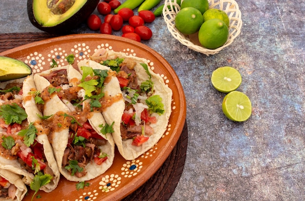 Carnitas Tacos typisch mexikanisches Essen