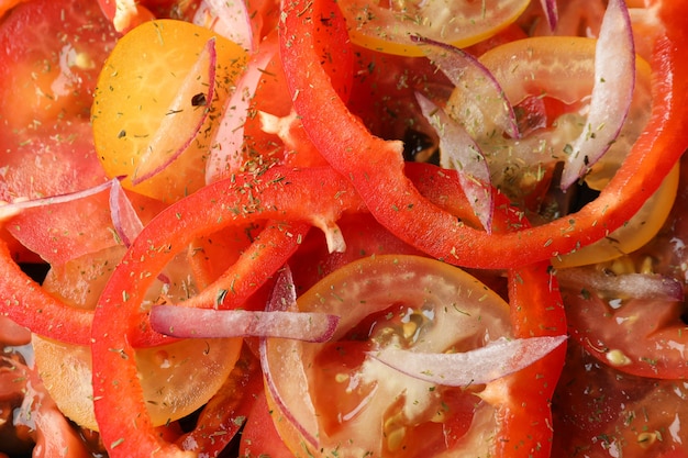 Carpaccio de tomate em todo o fundo, close-up