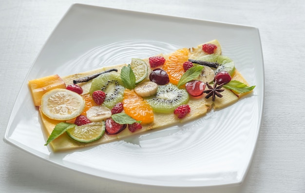 Carpaccio de frutas y bayas