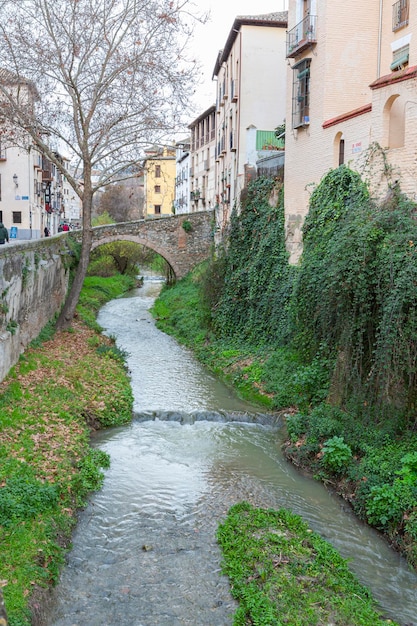 Carrera del Darro calle emblemática y turística junto al río Darro en Granada Comunidad Autónoma de Andalucía España