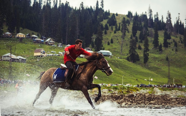 Carreras de caballos y jockeys