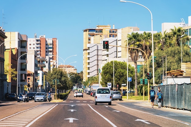 Carretera en Cagliari, Cerdeña, Italia