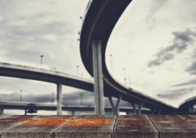 Carretera de construcción y curva.