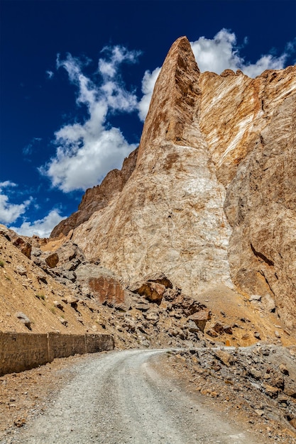 Carretera ManaliLeh