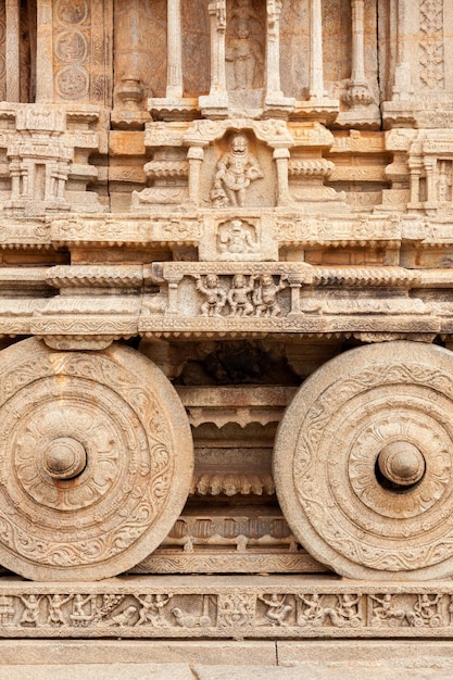 Carro de piedra en el templo Vittala Hampi Karnataka India