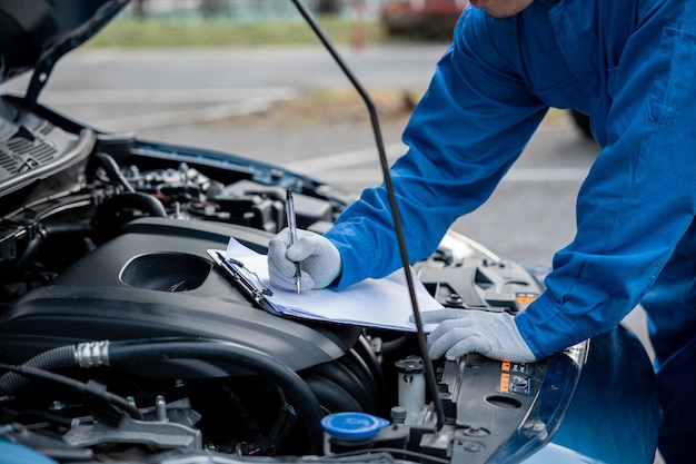 Carro reparador mecânico