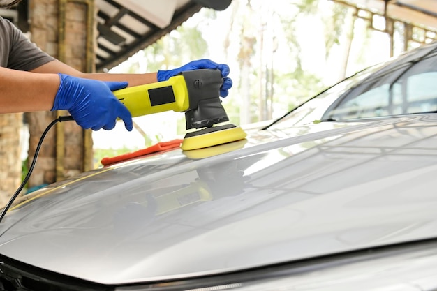 Carrocería de coche de pulido de hombre